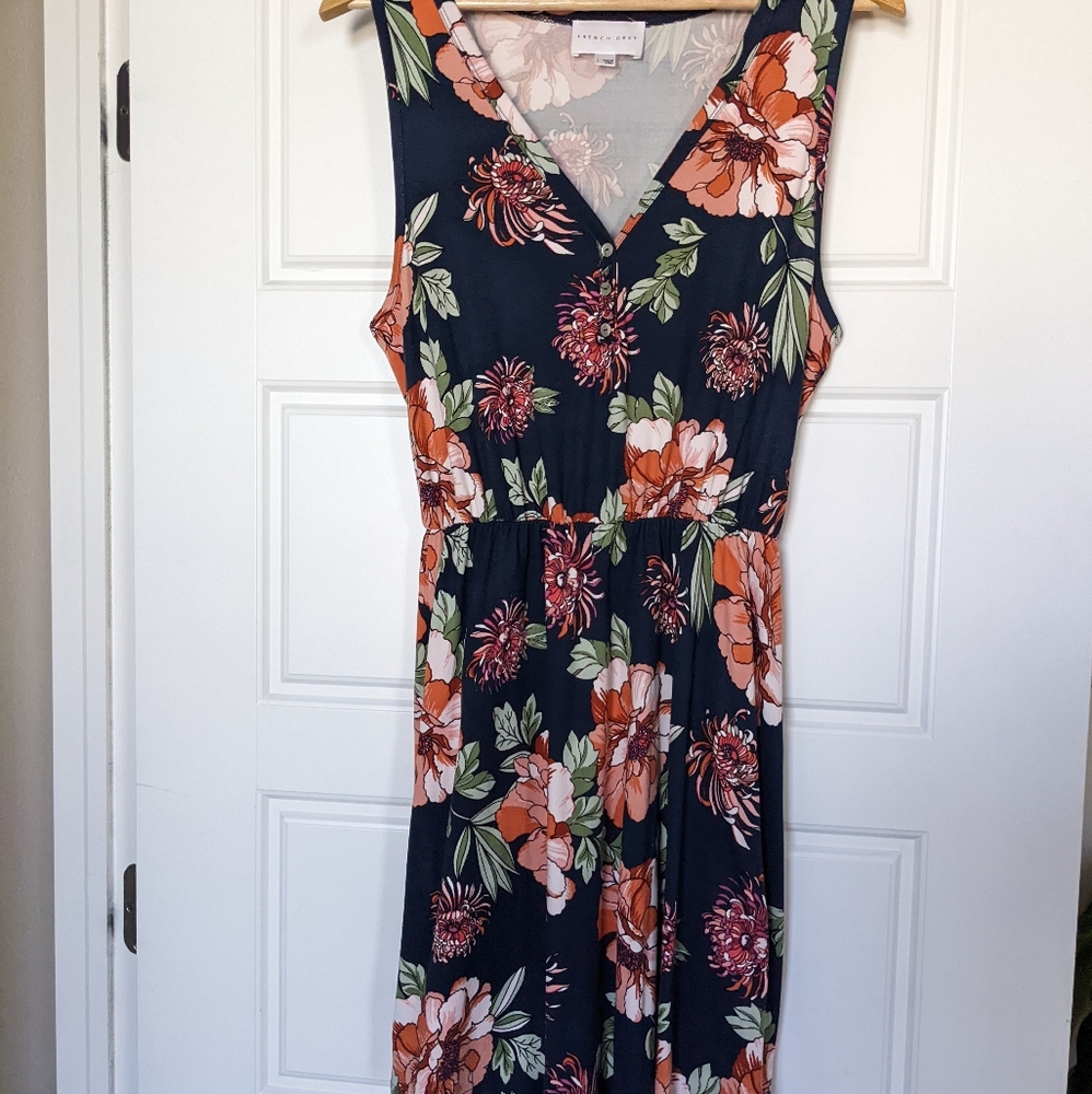Beautiful Stretch Knit French Grey Floral Dress